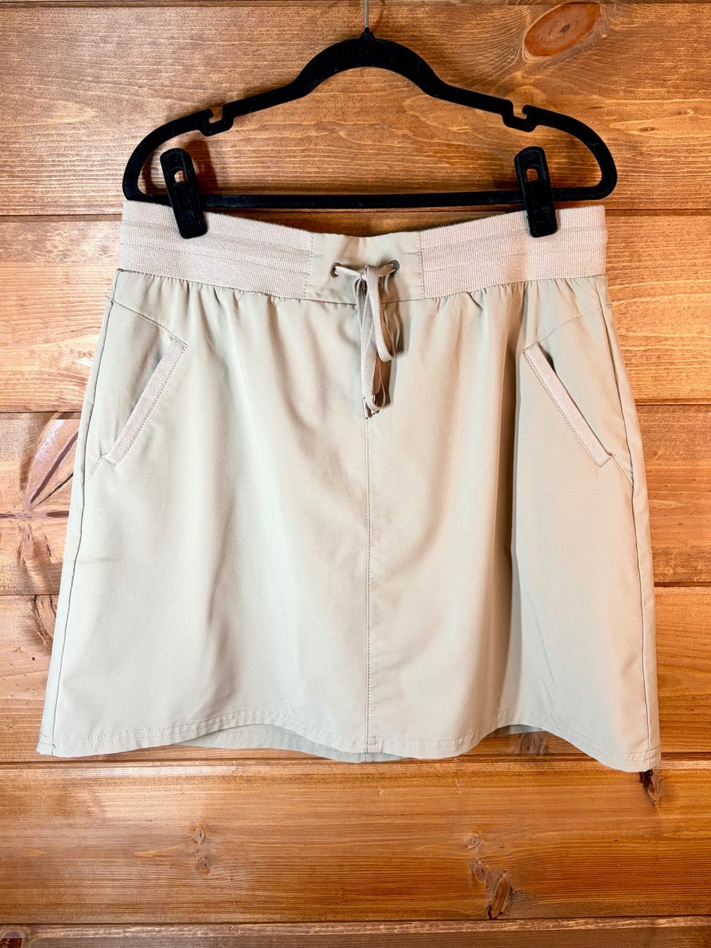 intro. Beige Neutral Drawstring Skort With Pockets Size 8 💕
